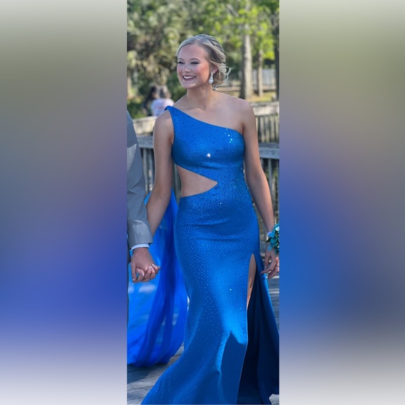 Sherri Hill size 4, blue beaded formal dress with sash - Picture 2 of 4